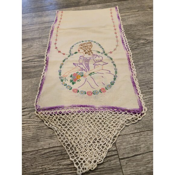 Vintage Embroidery Victorian lady Handmade White Linen Table Runner Crochet Lace - Picture 3 of 8